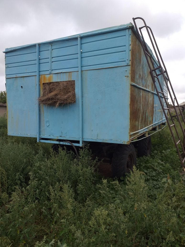 Продам сеновозный прицеп самосвал! Стоит на учёте! Тех осмотр пройден!