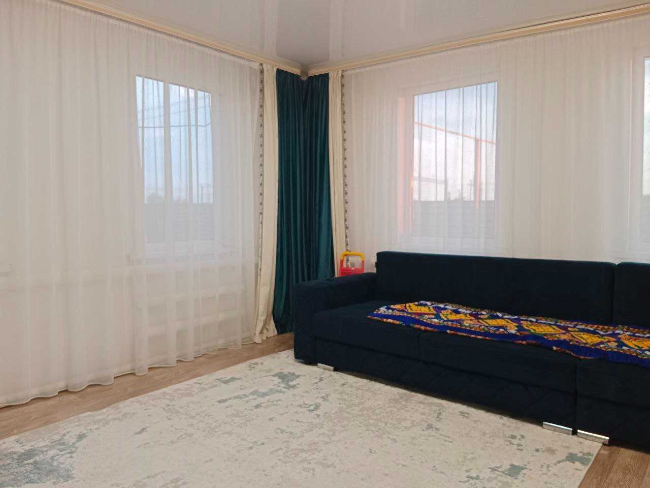 продам дом Костанай2, с большим участком