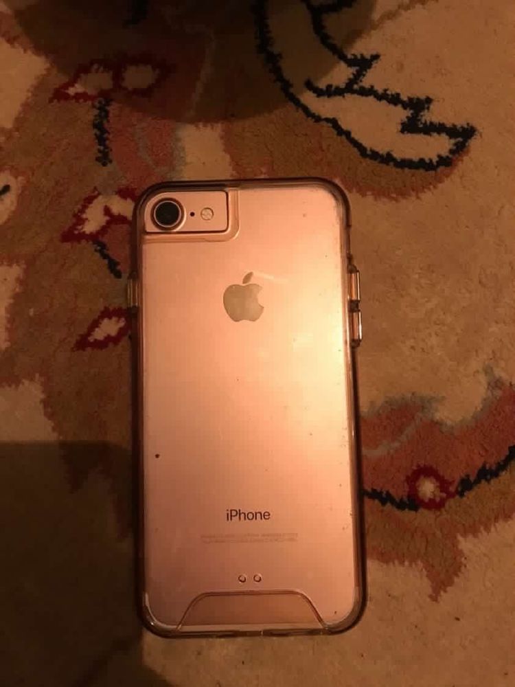 IPhone 7 гб 32 акб 100