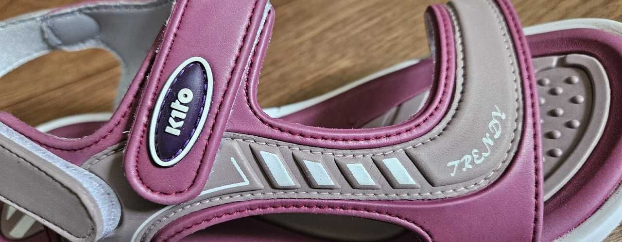 Сандалии для девочек KITO  Made in Thailand