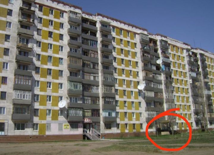 Промышленный магазин из 3-х комнатной квартиры