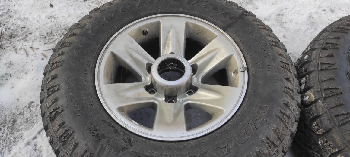 Комплект дисков R16. Nissan Patrol