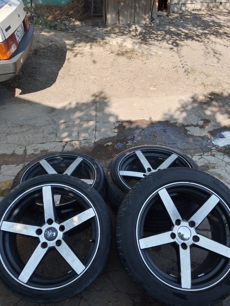 Продам литые диски