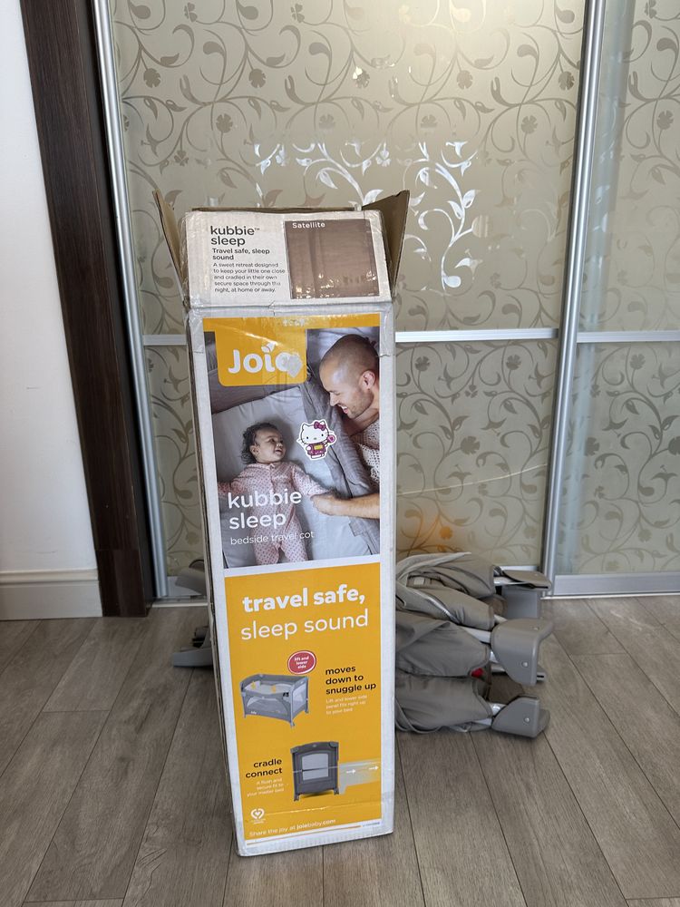 Манеж кроватка  joie