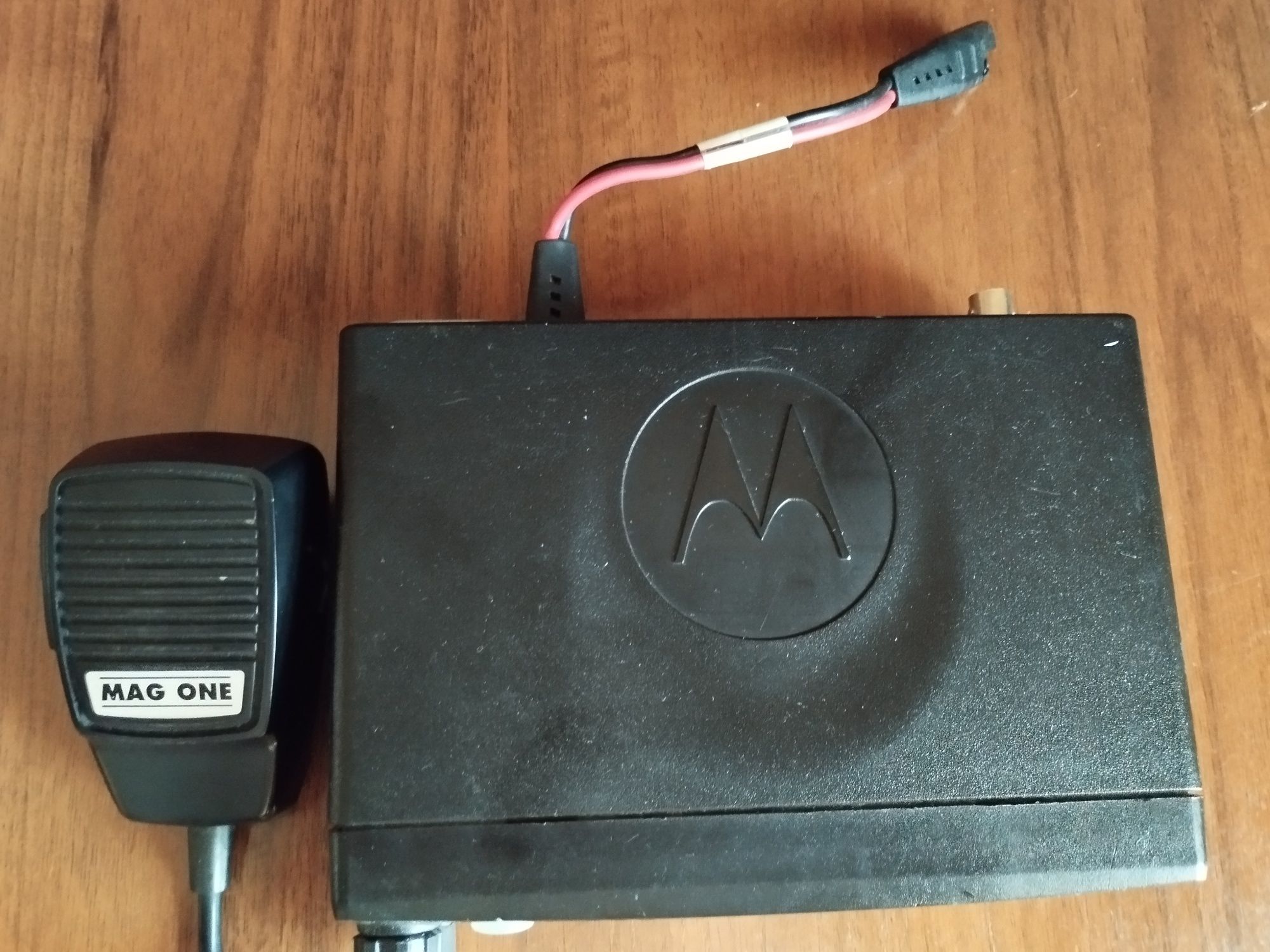 Рация Motorola CM140