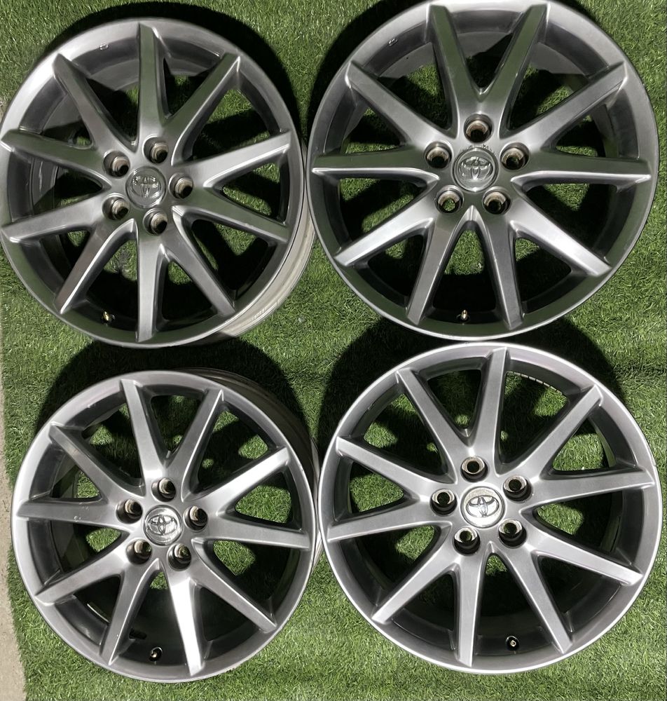 Продам титанки оригинал Toyota R18 5/114.3
