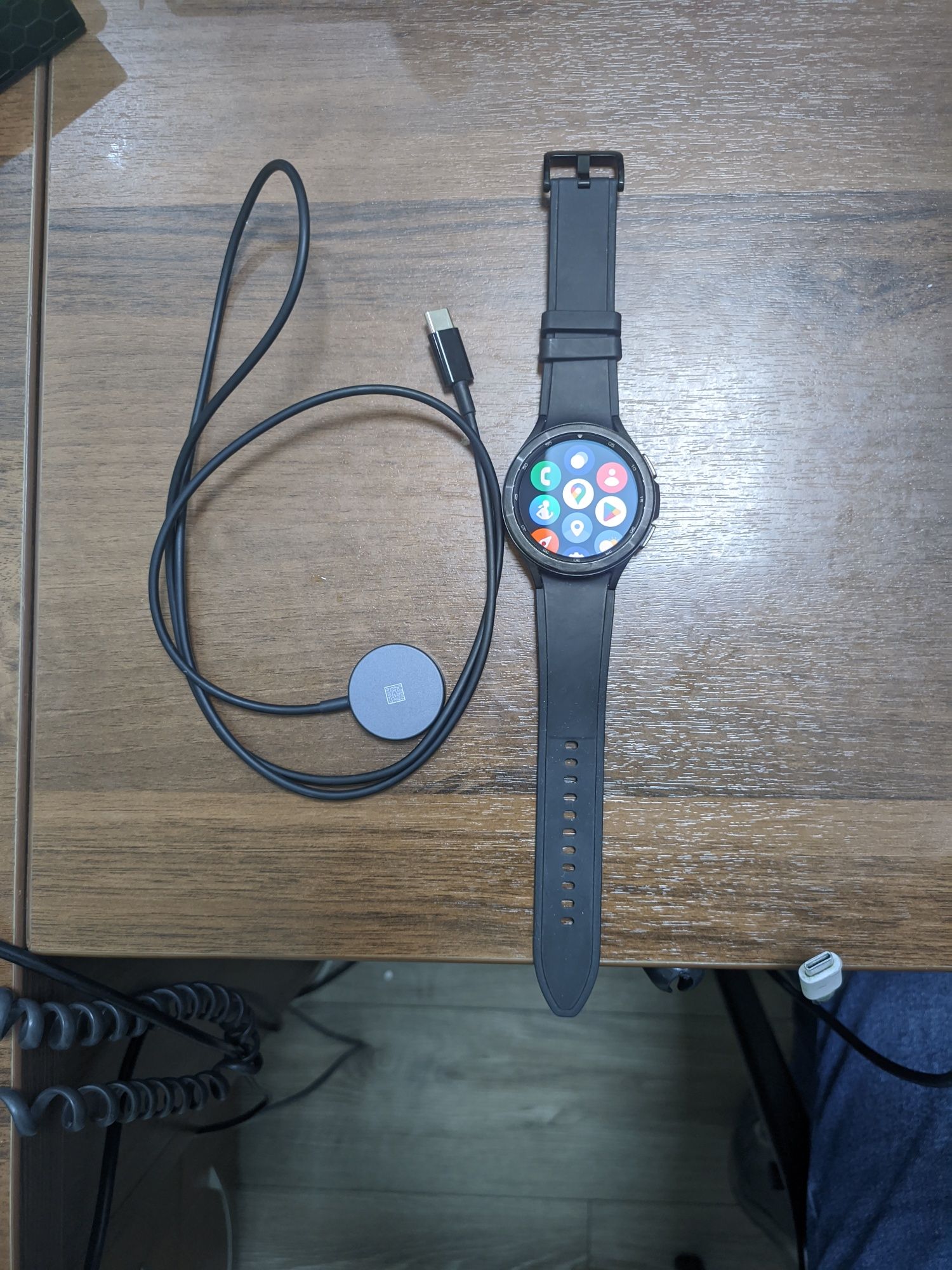 Умные смарт-часы Samsung Galaxy Watch 4