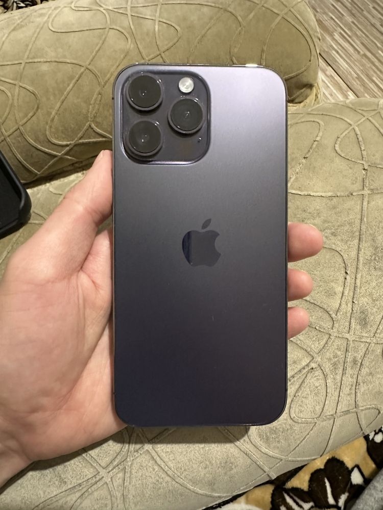 Продам либо обмен Iphone 14 pro Deep purple 128gb.