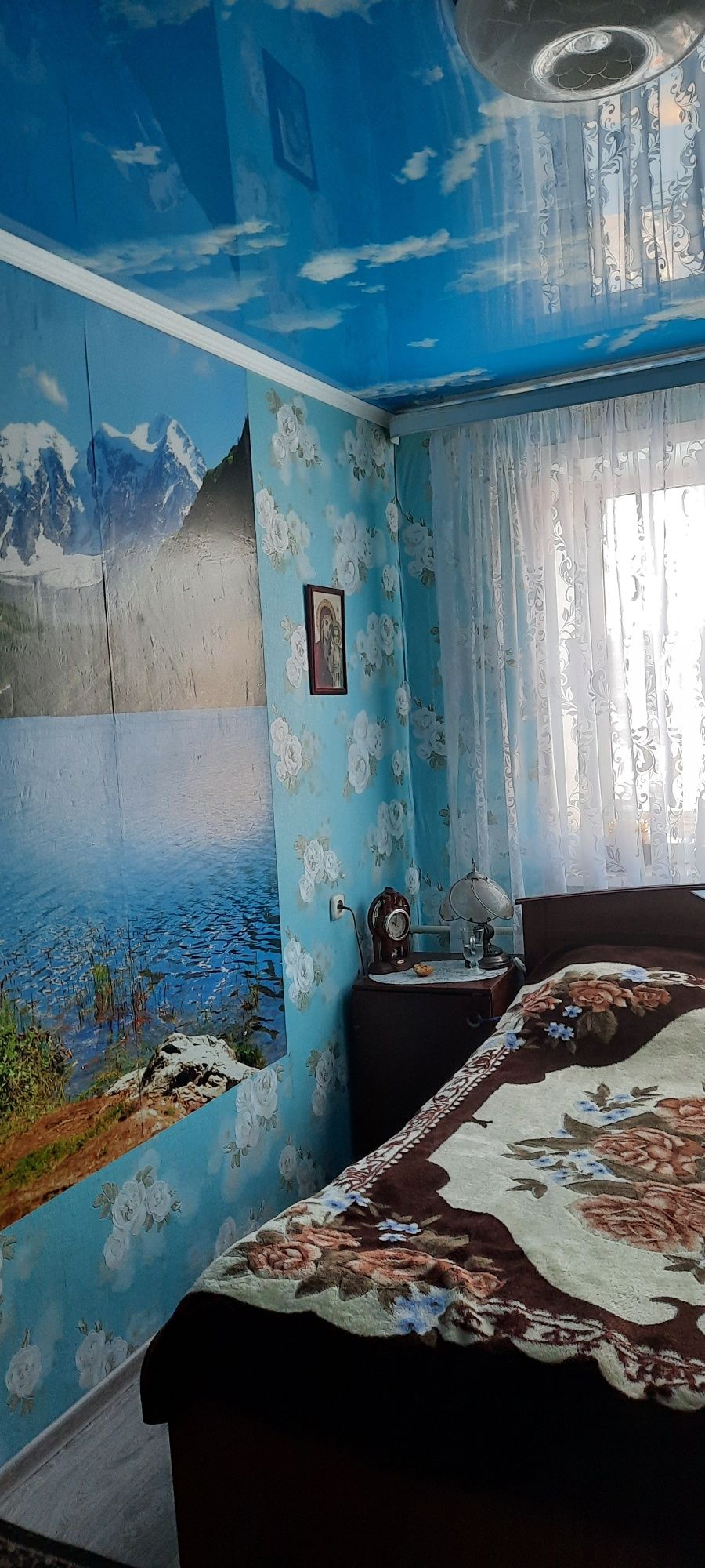 Обменяю четырёх комнатную квартиру.
