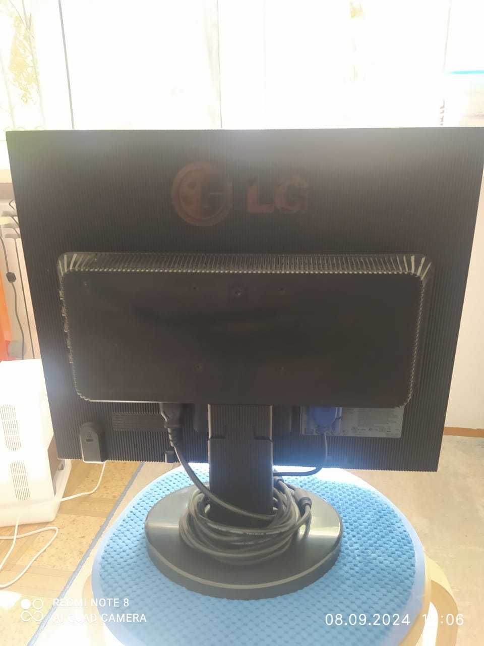 Монитор LG. Flatron L1953s для ПК как Дисплей Диагональ 19"