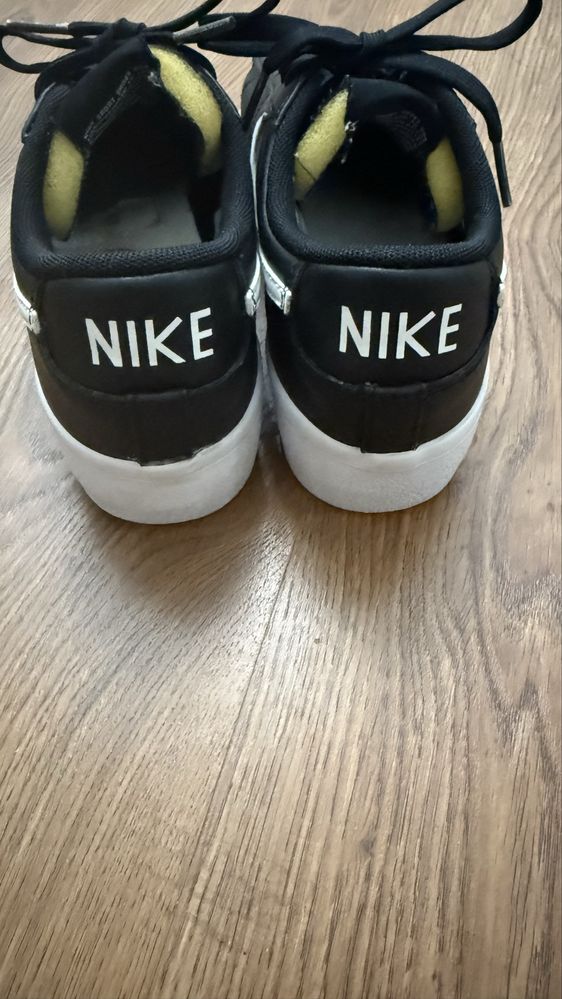 Nike blazer low platform