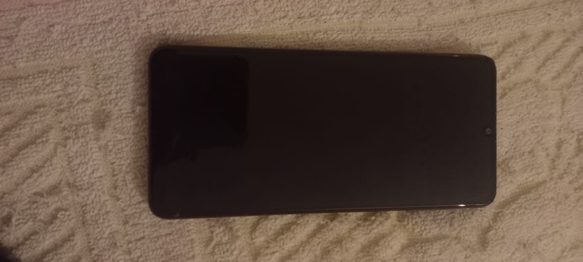 Samsung A22,можно обмен. Стоймость 50 000.Потому что телефон чуть слмн