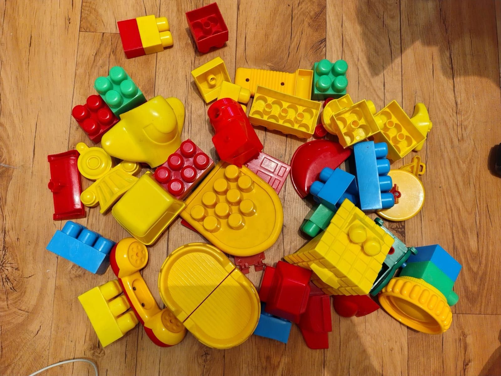Продам настольные игры для детей