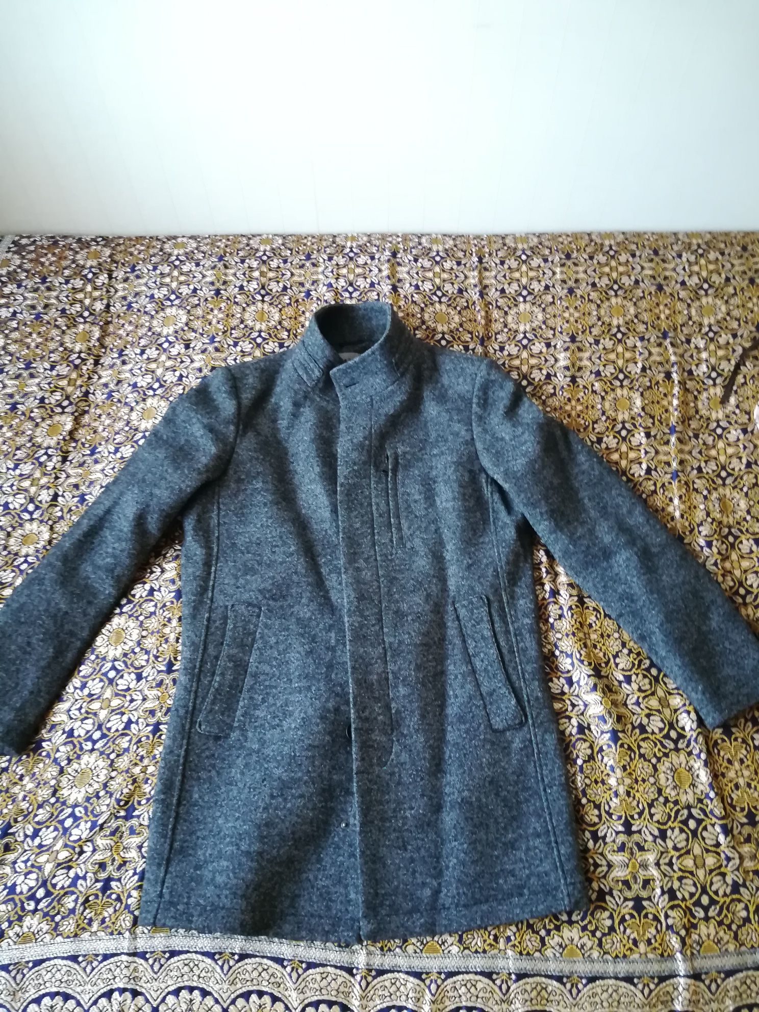 Продам пальто осень-весна