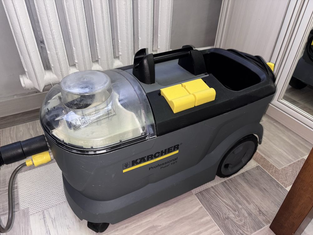 Karcher Puzzi 10/1 Моющий пылесос для химчистки мебели