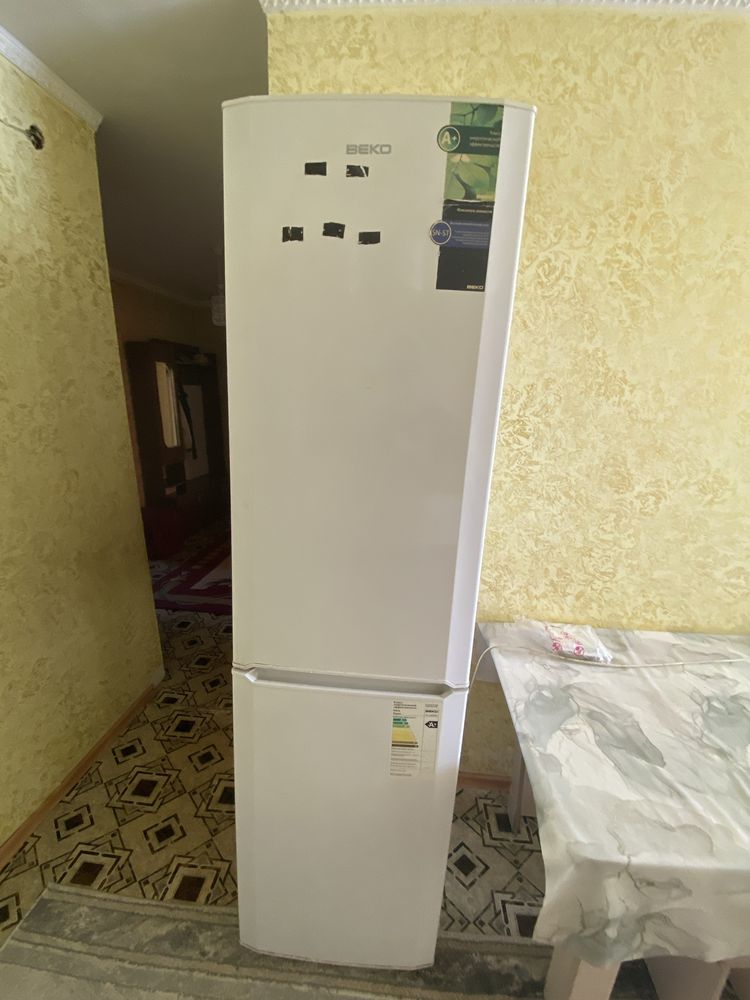 Продается холодильник Beko,б/у