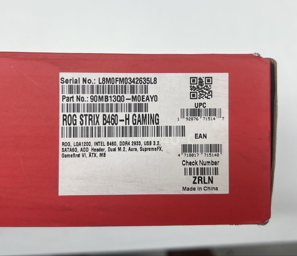 Материнская плата Asus ROG STRIX B460-H GAMING в хорошем состоянии