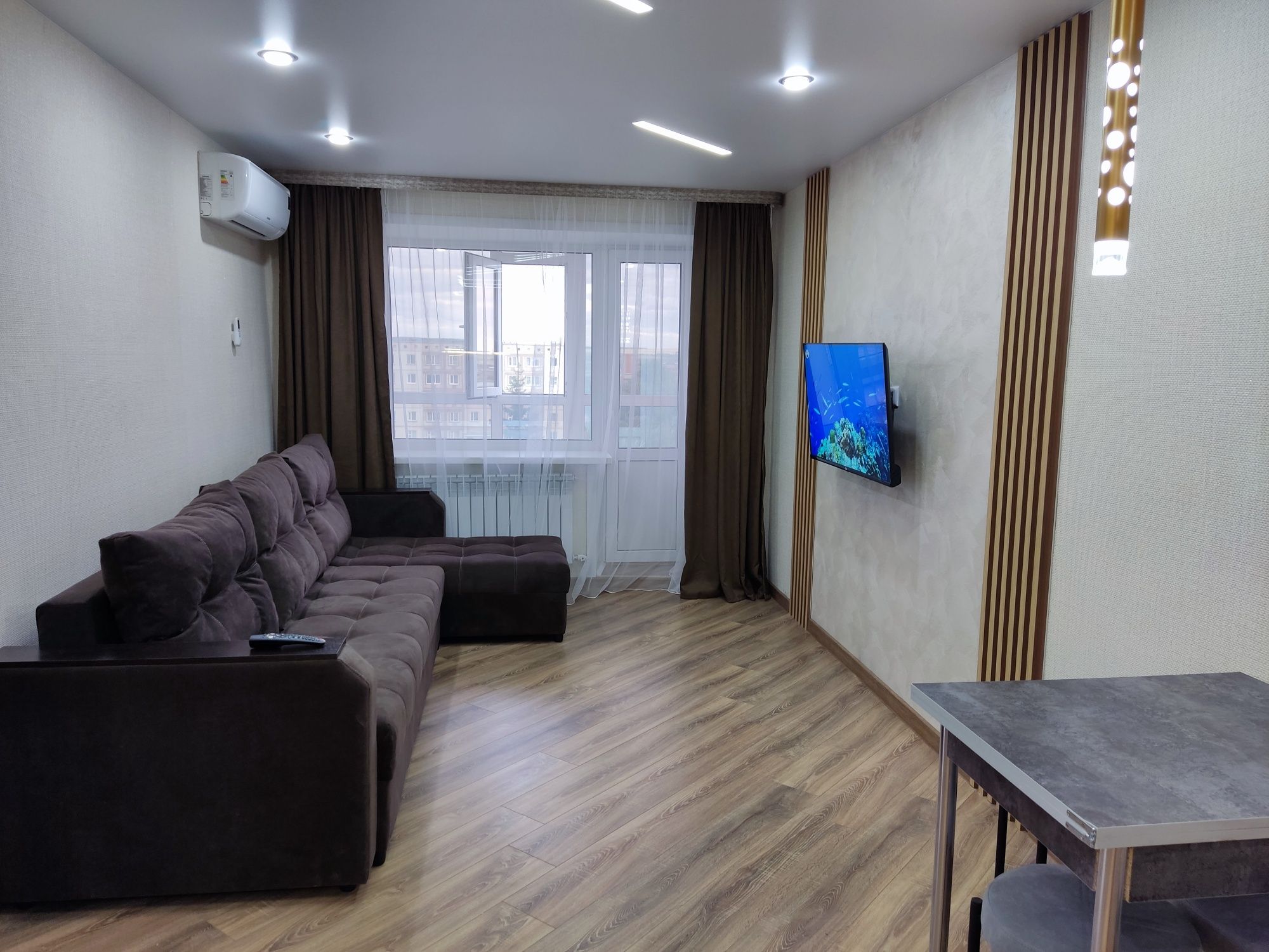 Сдам тёплую квартиру класса *VIP* в центре.