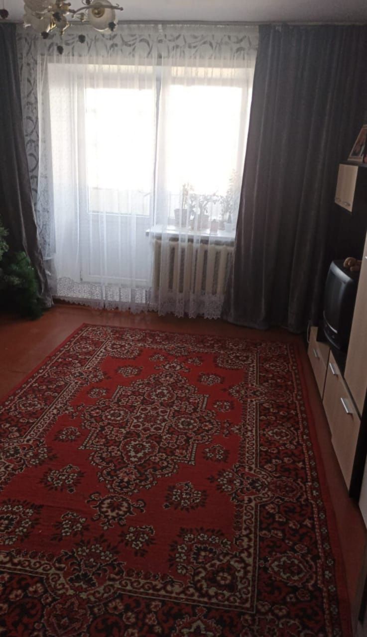 Срочно продам 3 комнатную квартиру