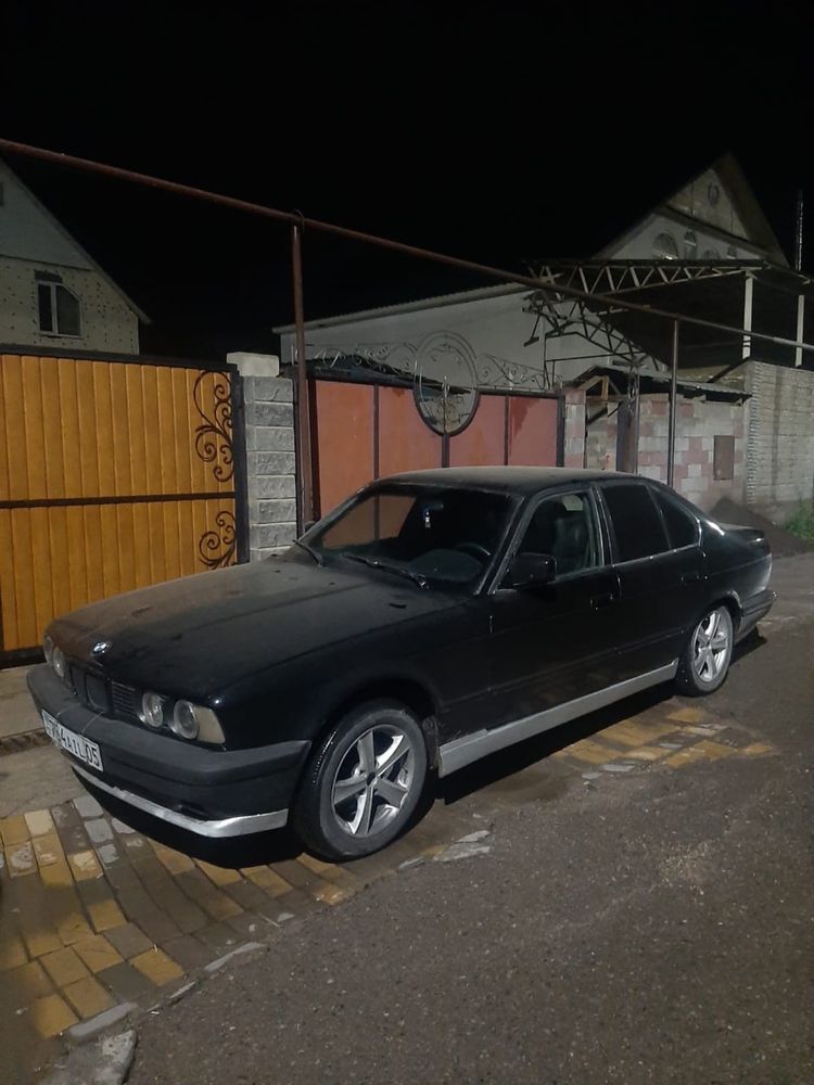 Бампер бмв е34, обвес е34 , козырек 34,спойлер м губа bmw e34 пороги
