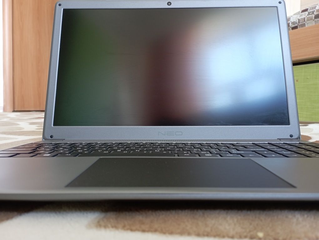 Продам  Ноутбук NEO 15U i5 5257U / 8ГБ / 256SSD / 15.6  Win10