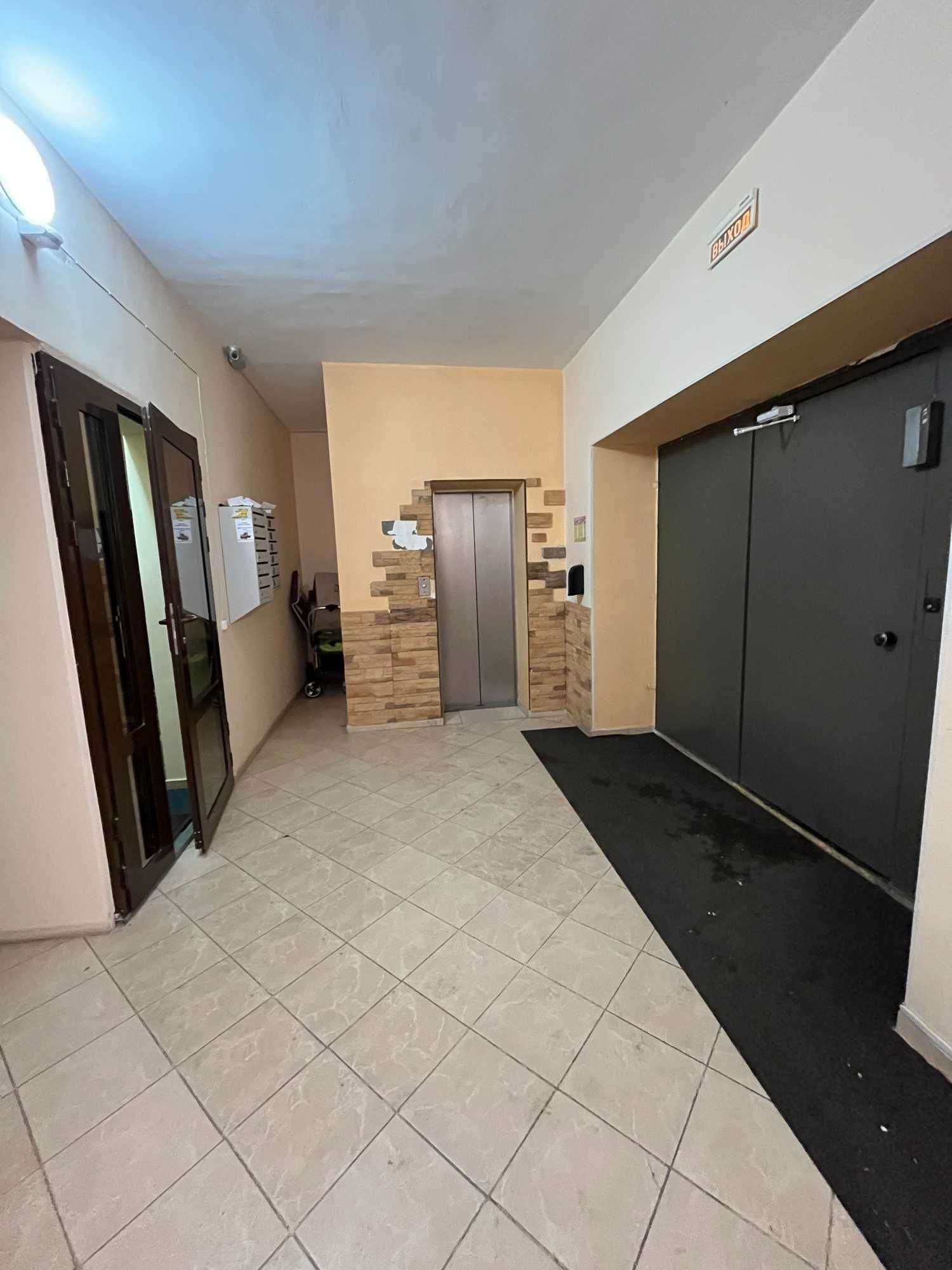 Продажа 3-комнатной квартиры толстого