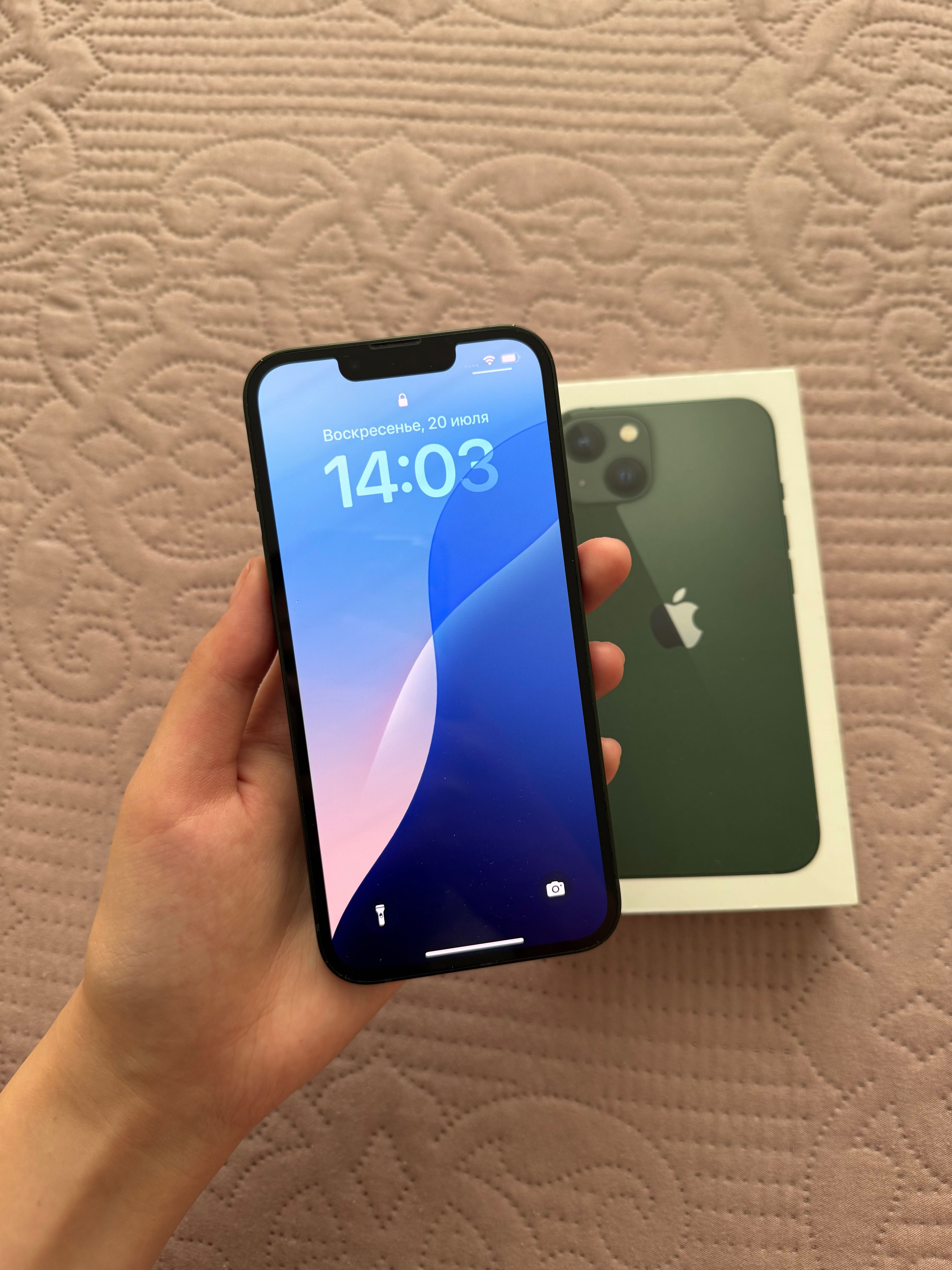iPhone 13 256гб состояние отличное