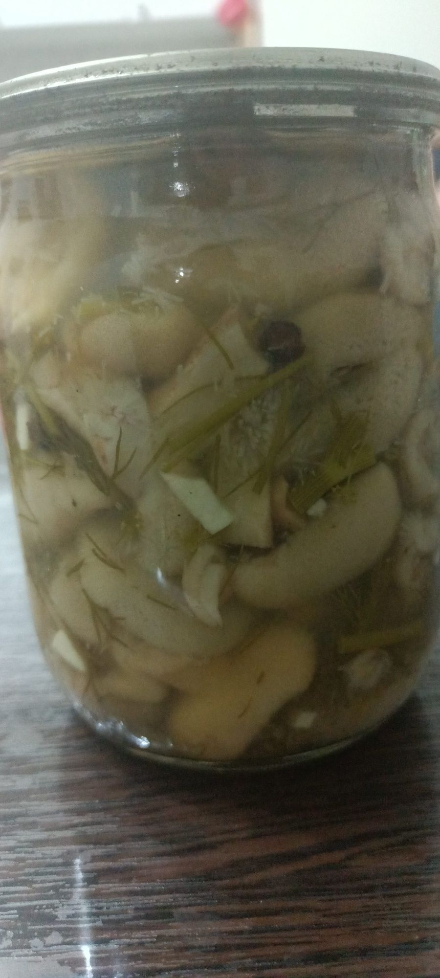 Маслята и лисички маринованные.