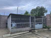Продам большой вольер для собак