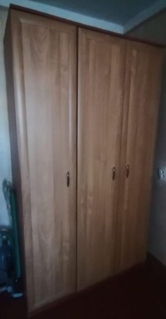 Продам мебель почти новая