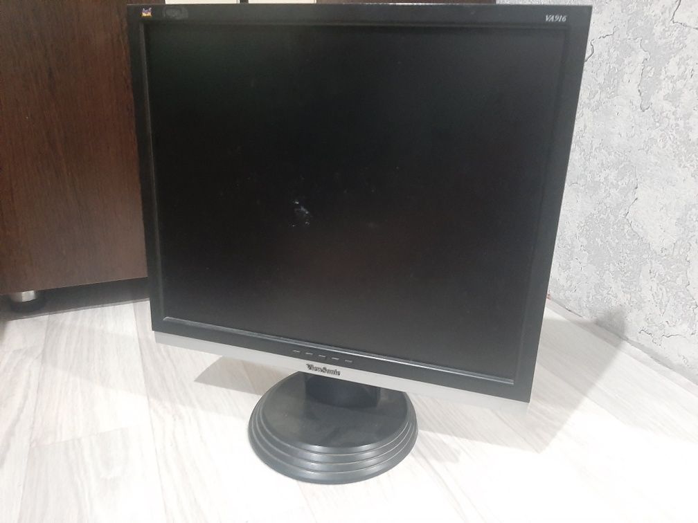 Монитор ViewSonic VA916