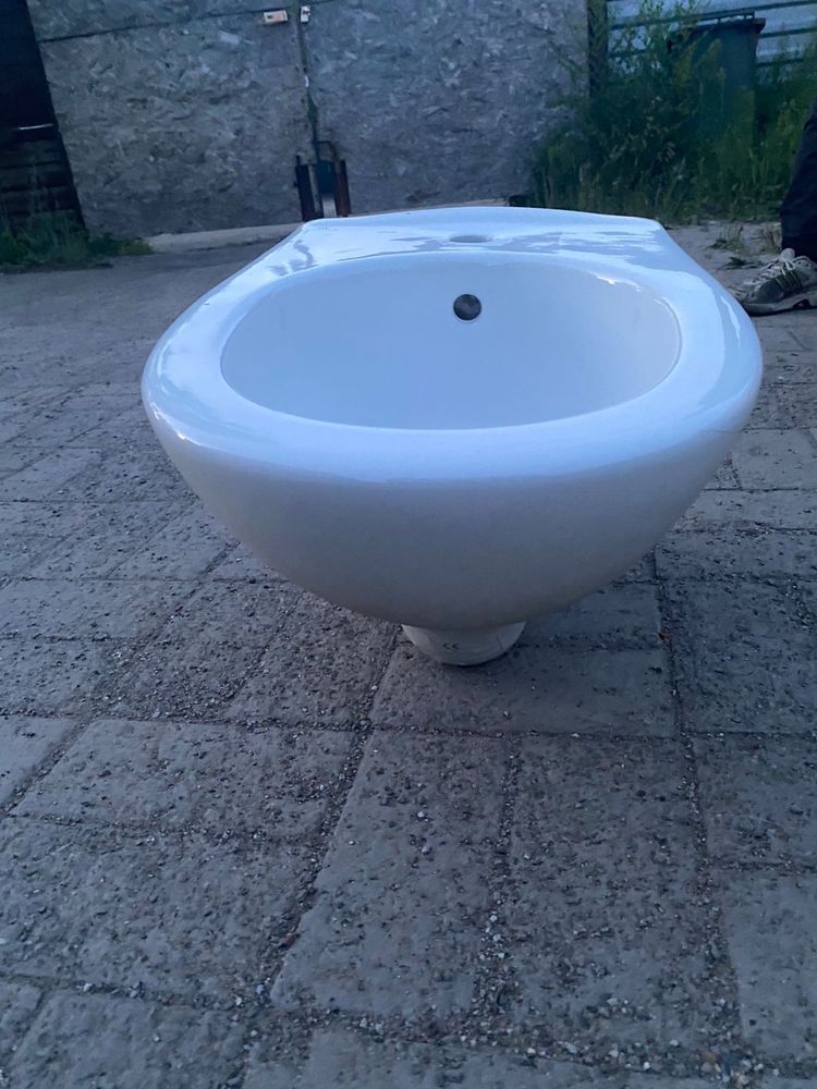 Продам Новую сантехнику биде Noken Porcelanosa