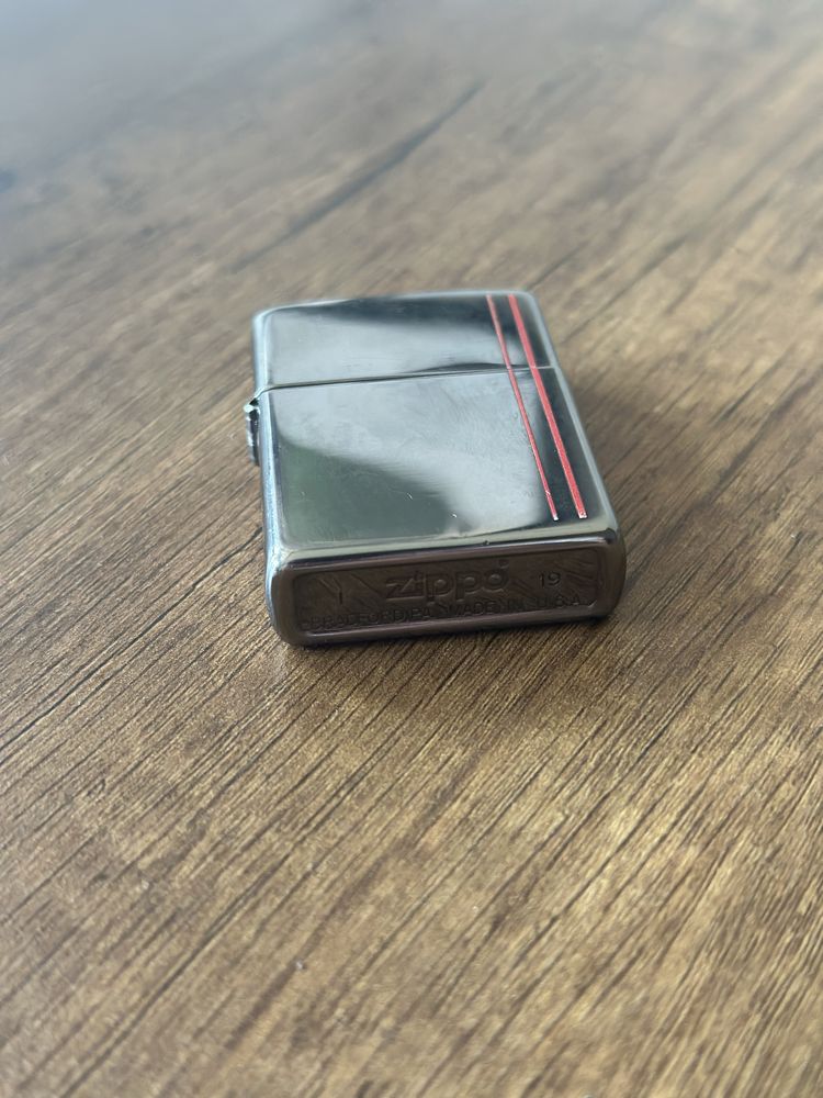 Зажигалка zippo