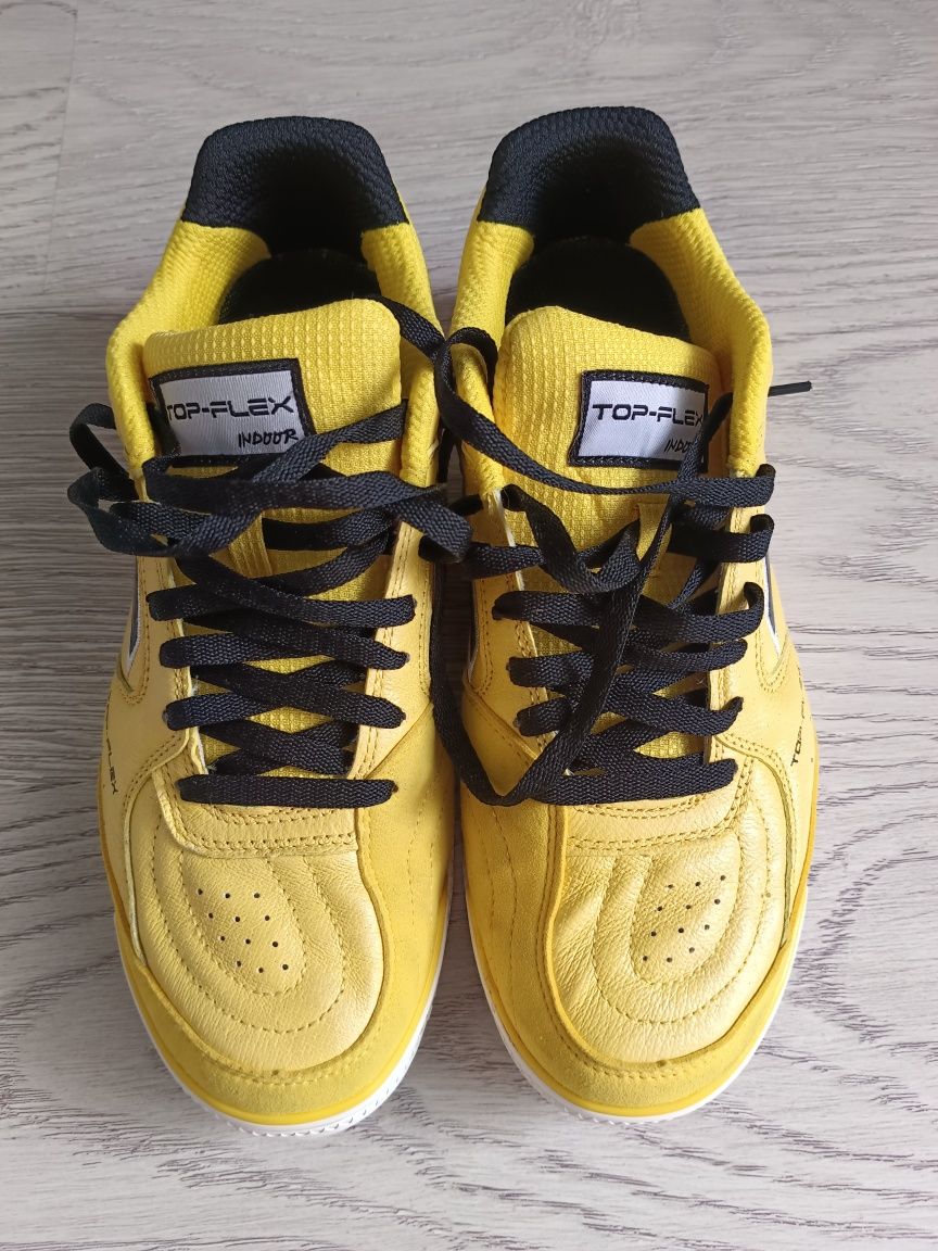 Продам футзалки Joma Top Flex
