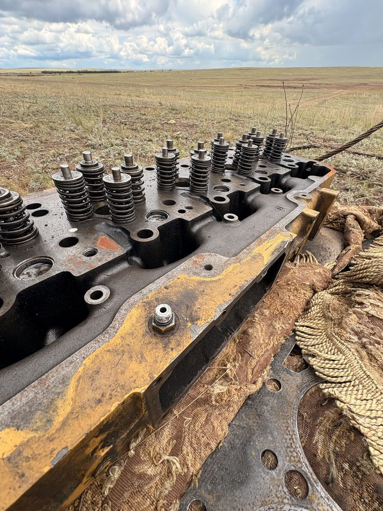 ГБЦ Головка блока цилиндров CAT C9 мотор Caterpillar