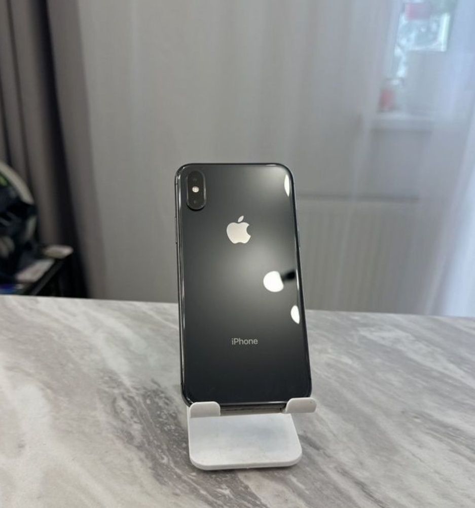 Apple Iphone xs Акб 100% без сколов трещин Айфон