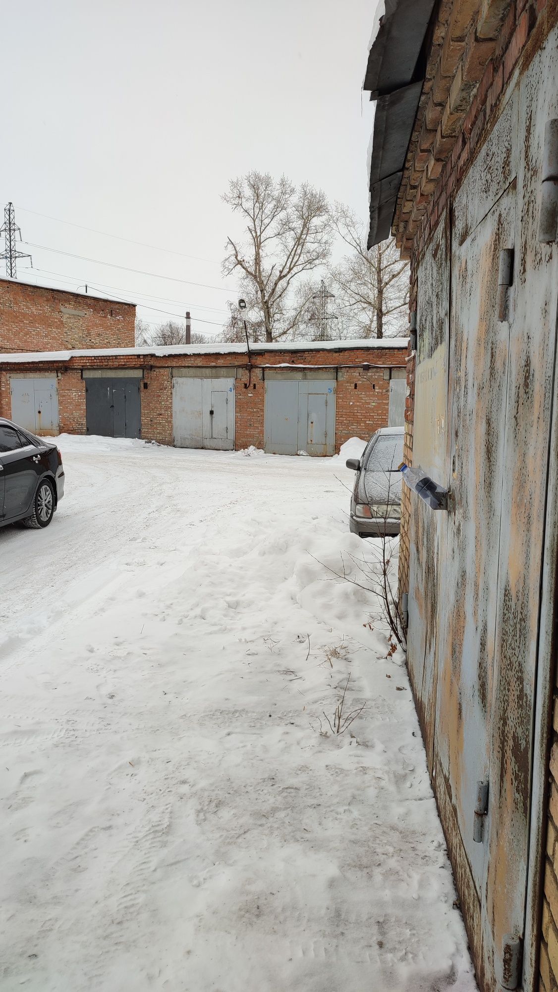 Продам гараж Казцинк в гаражном кооперативе Серпантин