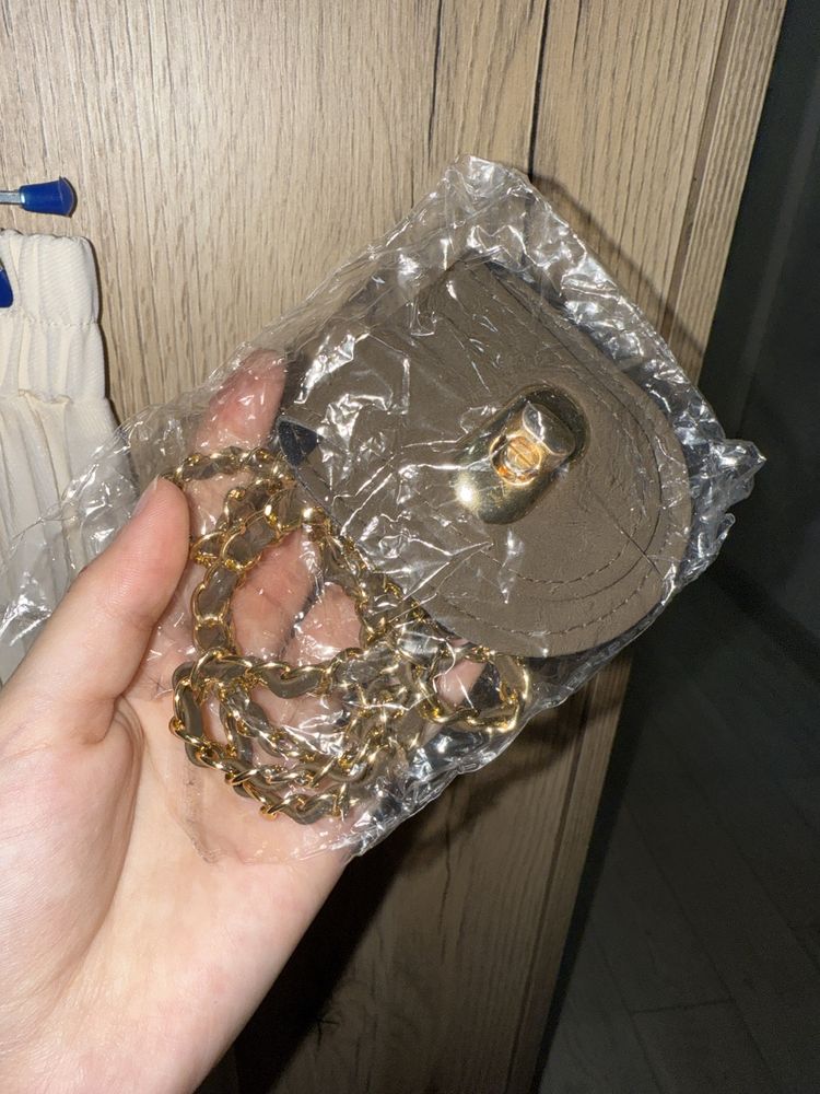 Красивая юбка с ремешком