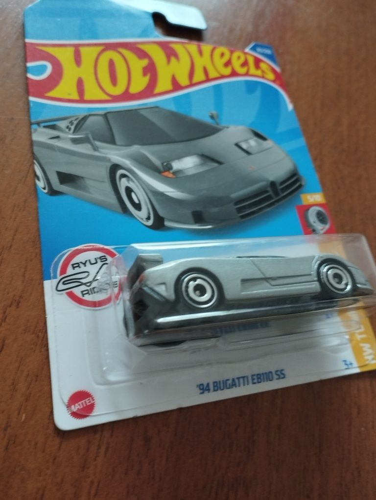 Машинки hot wheels