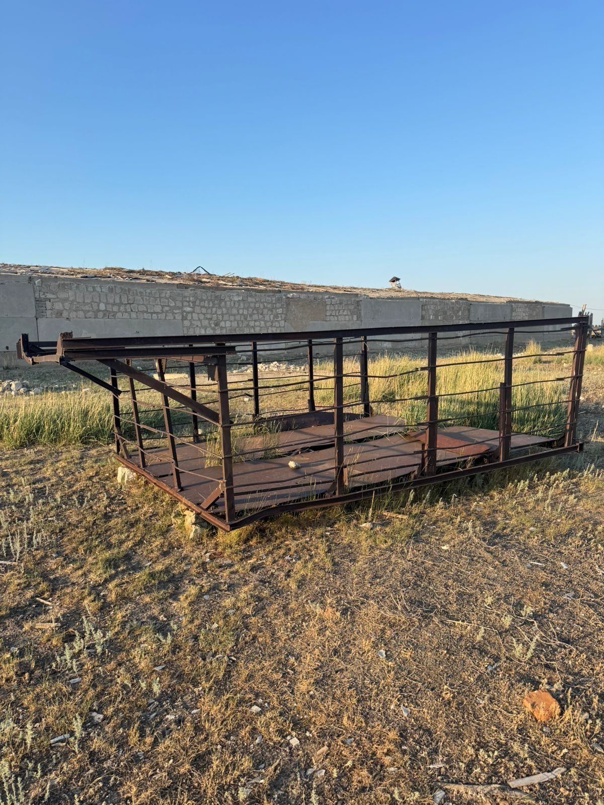 Продам Трактор .