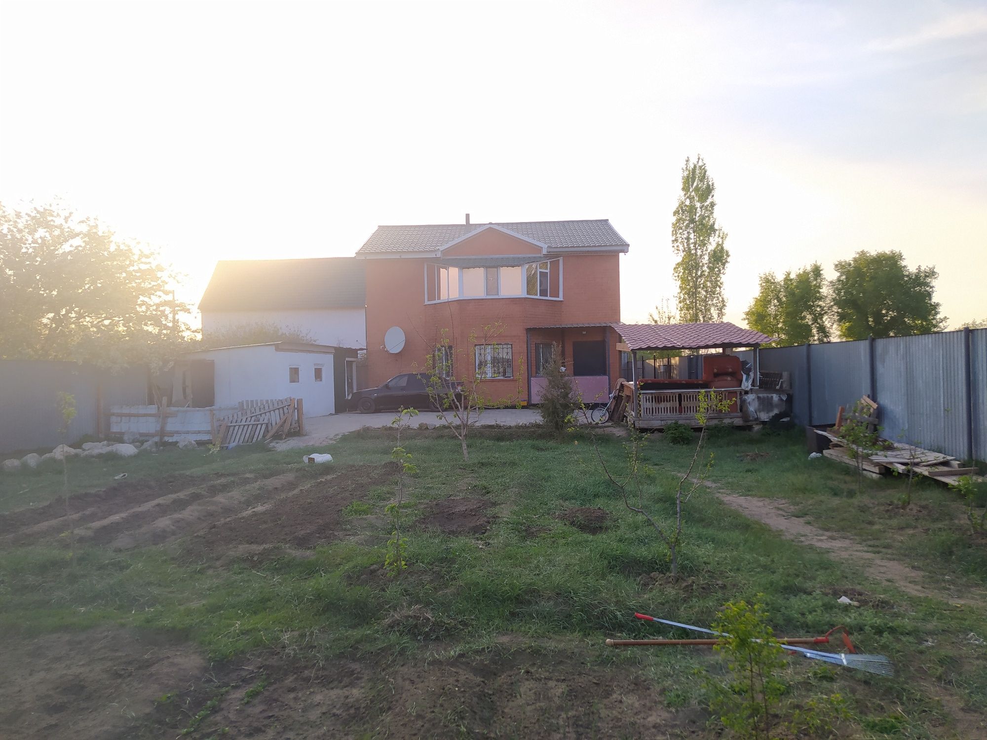 Продам дом на дачном участке возле речки