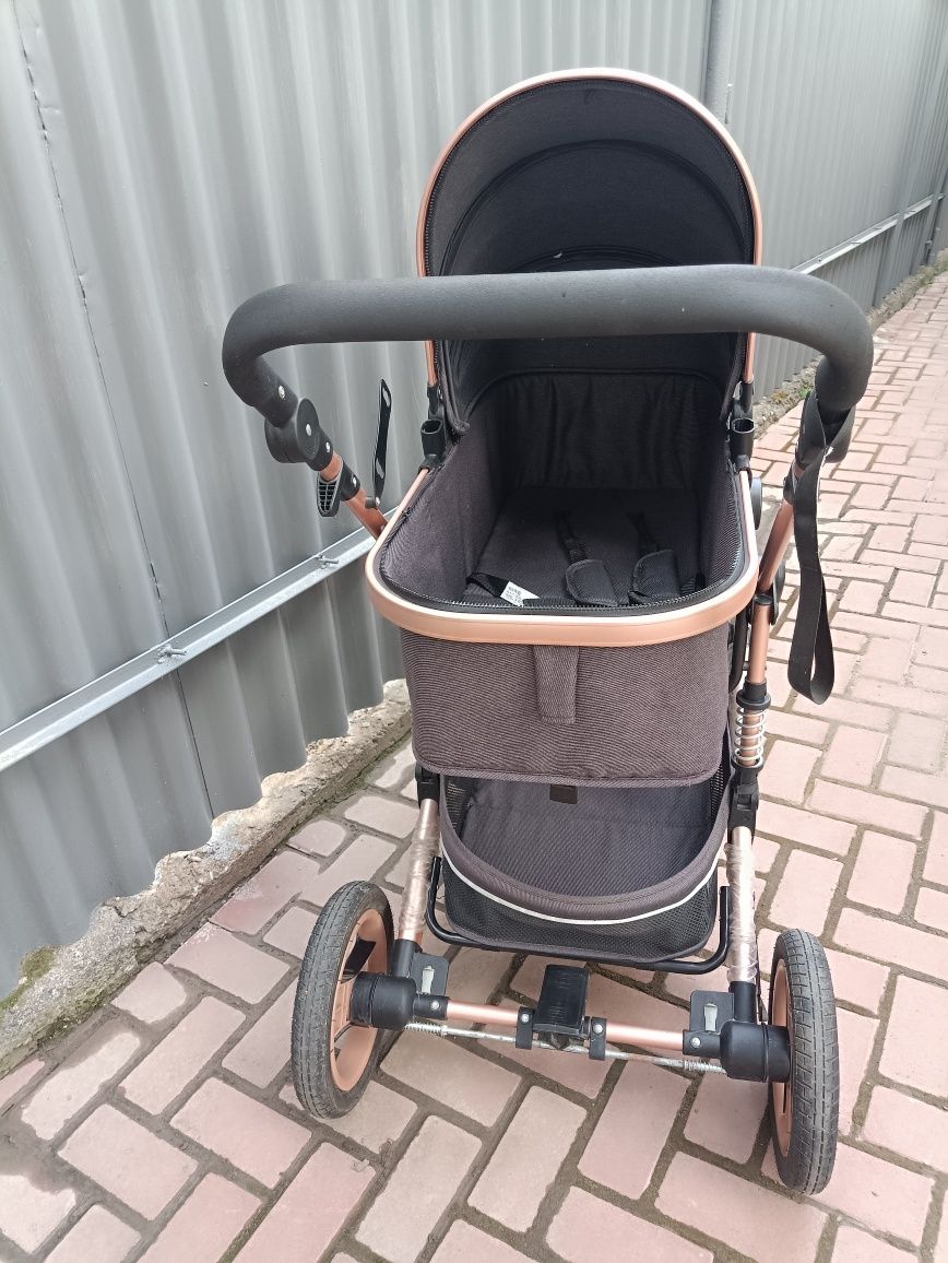 Продам коляску б/у