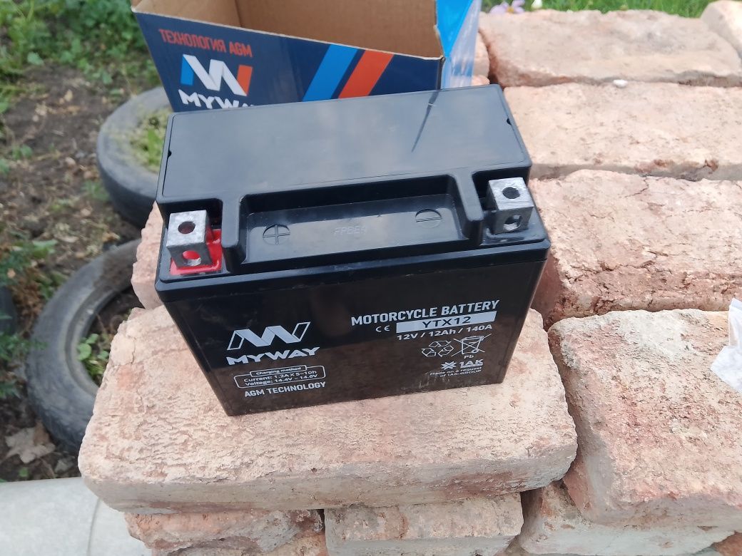 Продам аккумулятор
