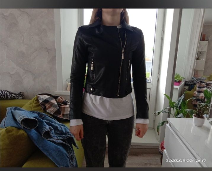 Продам куртку для девушки, размер 44