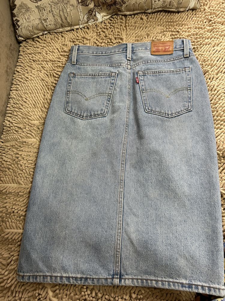 Продам юбку levis оригинал