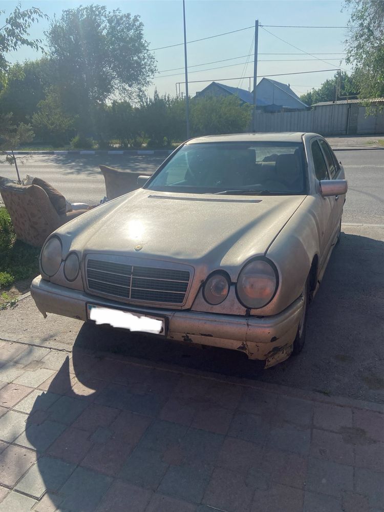 Продам Mercedes w210