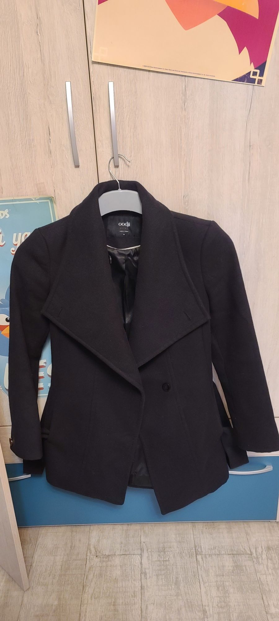 Продам женские зимние вещи 40-42 размер
