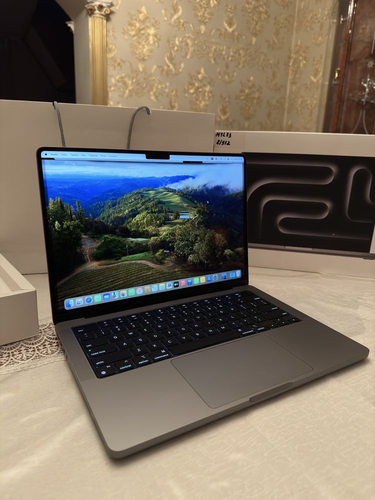 Ноутбук Apple MacBook Pro 14