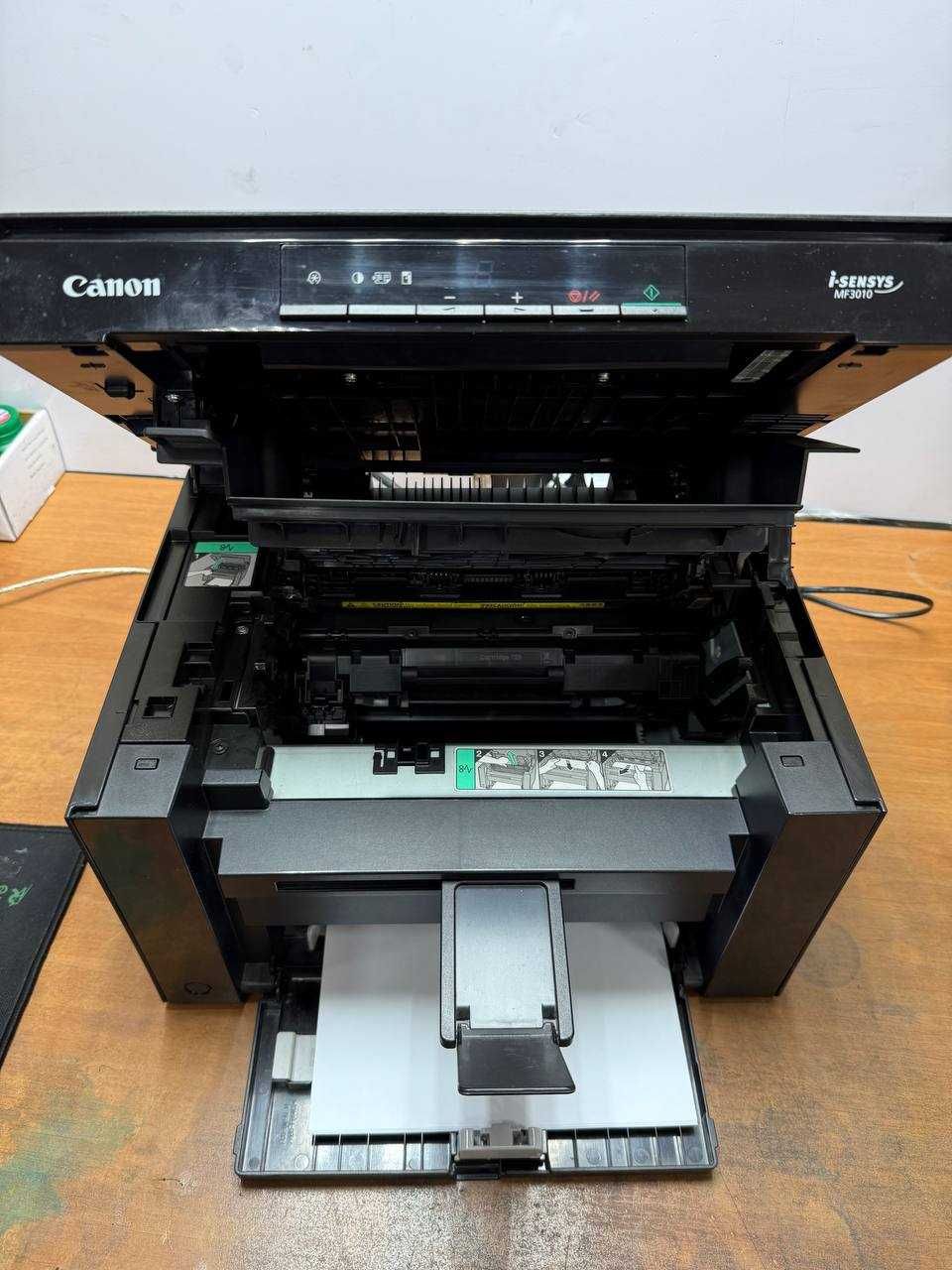 Продам МФУ Canon i-Sensys MF3010 — б/у, почти новый! принтер 3в1