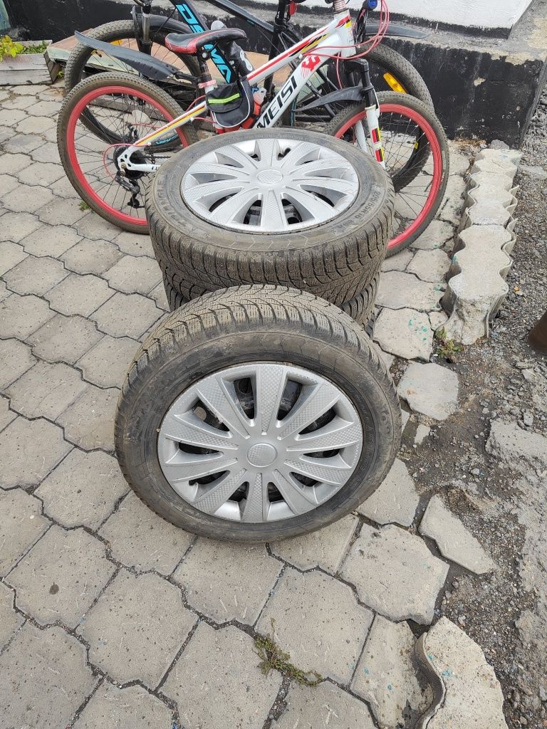 Продам шины с дисками
